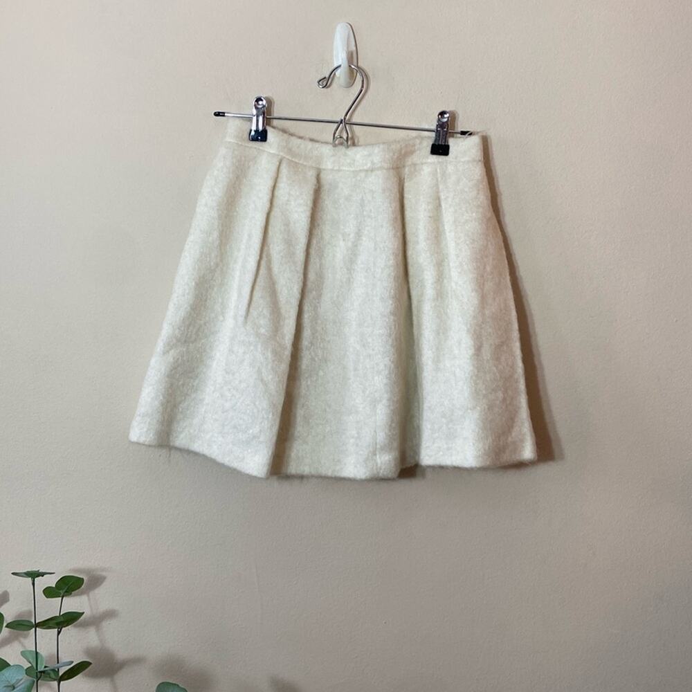 Off White Club Monaco Women's Stalina Skirt 00 Small Wool Flare Mini Knit Fall